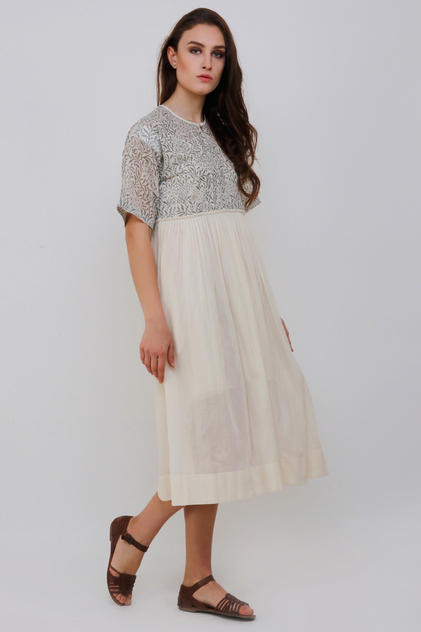 Carnation Mallow Yin Dress