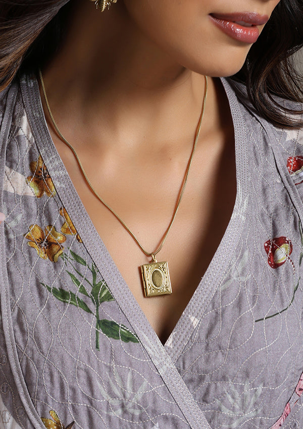 Vintage Brass Photo Locket Neckpiece
