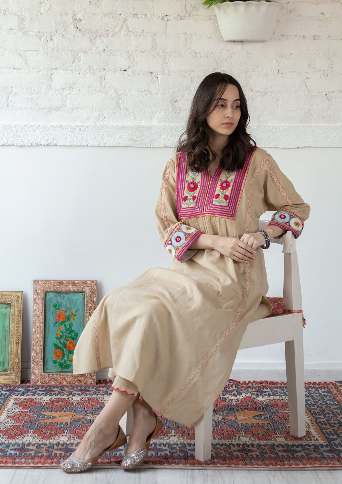 Sabina Kalidar Kurta