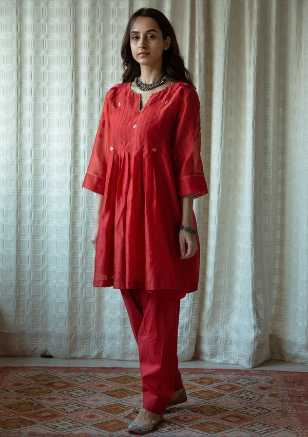 Red Narrow Salwar Pants